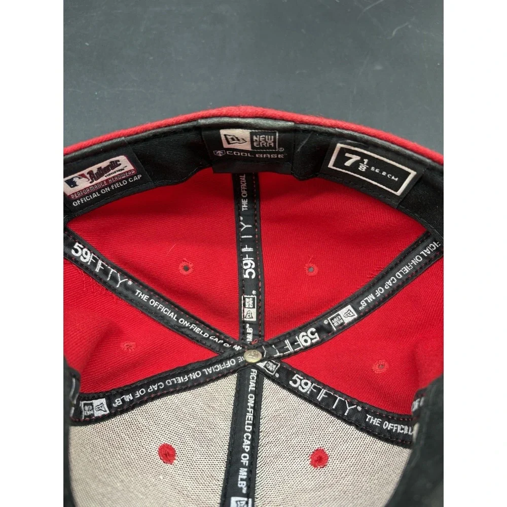 New Era Cleveland Indians MLB Hat Mens 7 1/2‎ Red Excellent Fitted Wool Cap